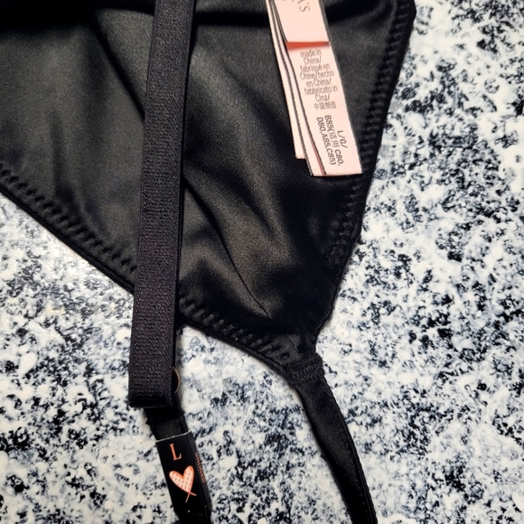 Victoria's Secret Brand New Bralette - Picture 2 of 5